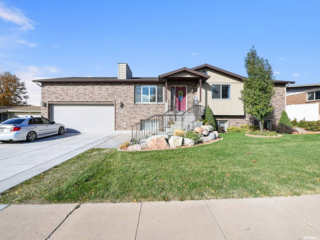 2032 W 5950 S, Roy, UT 84067