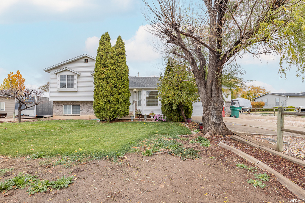 1160 W 700 S, Clearfield, UT 84015