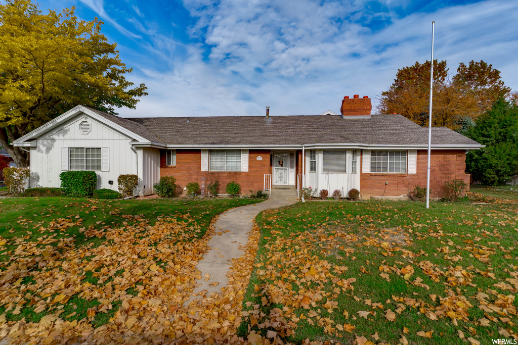 5498 S 250 E, Washington Terrace, UT 84405