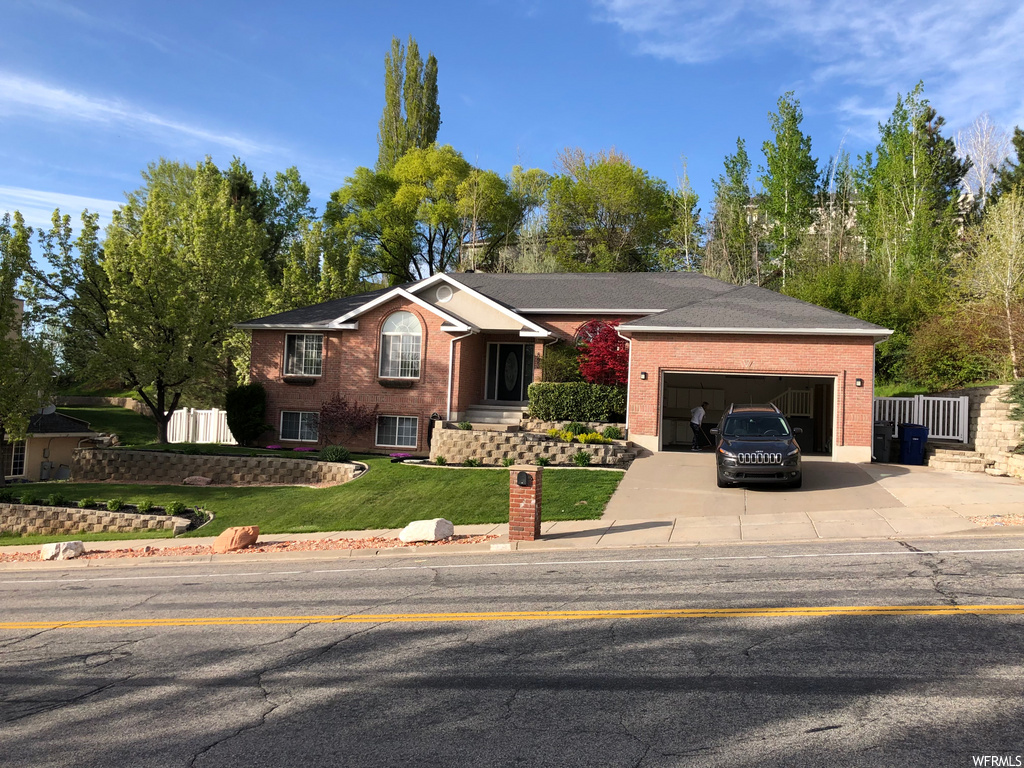 893 E EAGLEWOOD DR, North Salt Lake UT 84054