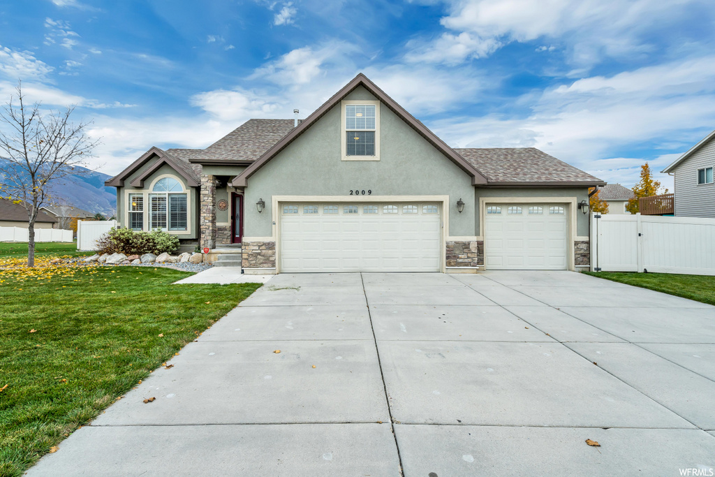 2009 LONESTAR DR, Farmington UT 84025
