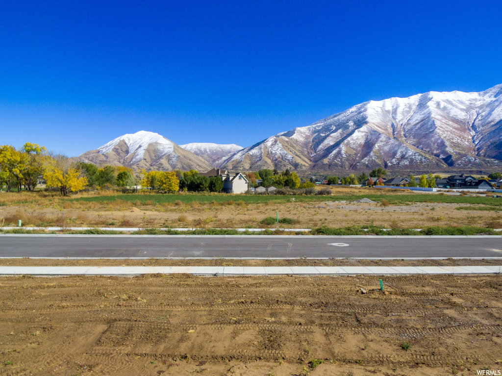 352 S Larsen Ln #2, Mapleton, UT 84664