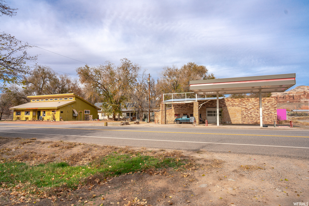 281 E Main St, Bluff, UT 84512