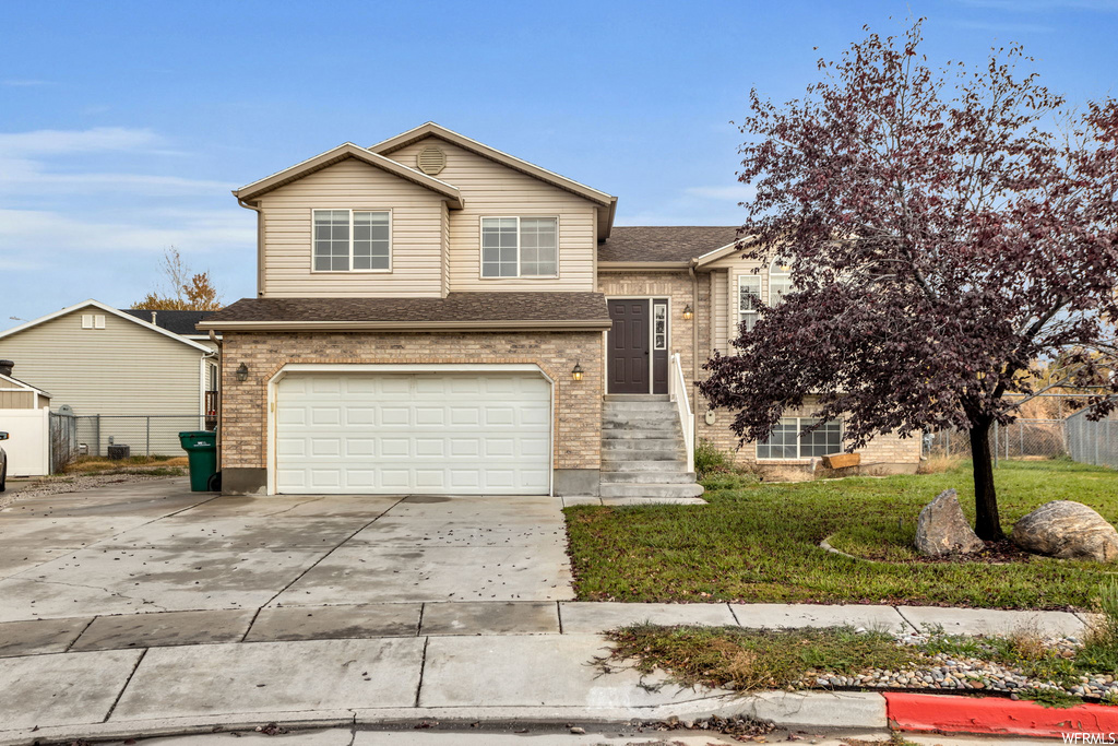 2760 W 5975 S, Roy, UT 84067