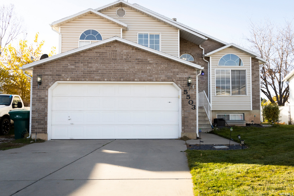 5503 S 3375 W, Roy, UT 84067