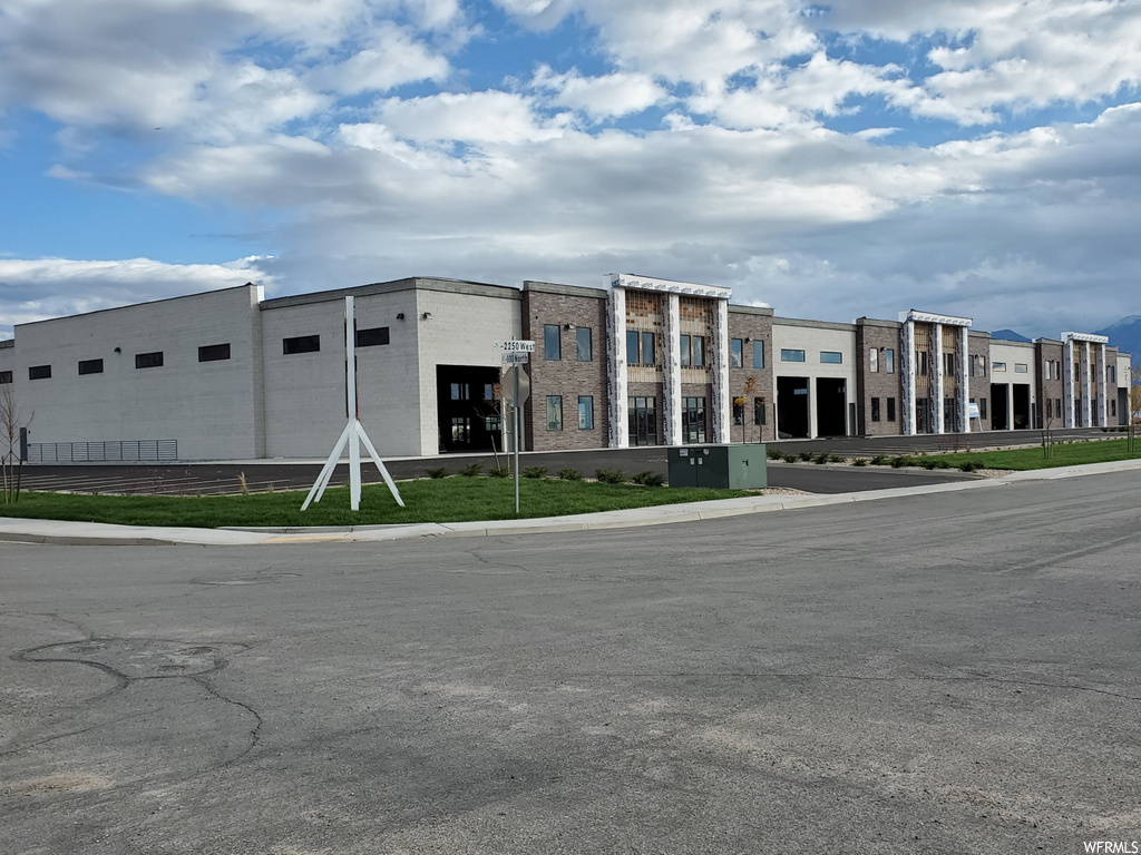 752 N 2250 W, Springville, UT 84663