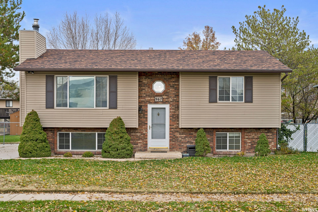 967 S 200 E, Layton, UT 84041
