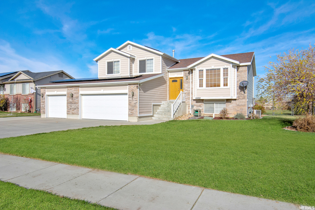 4402 W 25 S, West Point, UT 84015