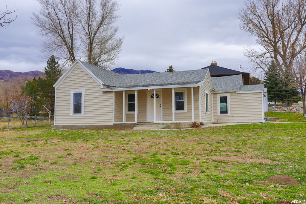 69 E Silver Ave, Stockton, UT 84071