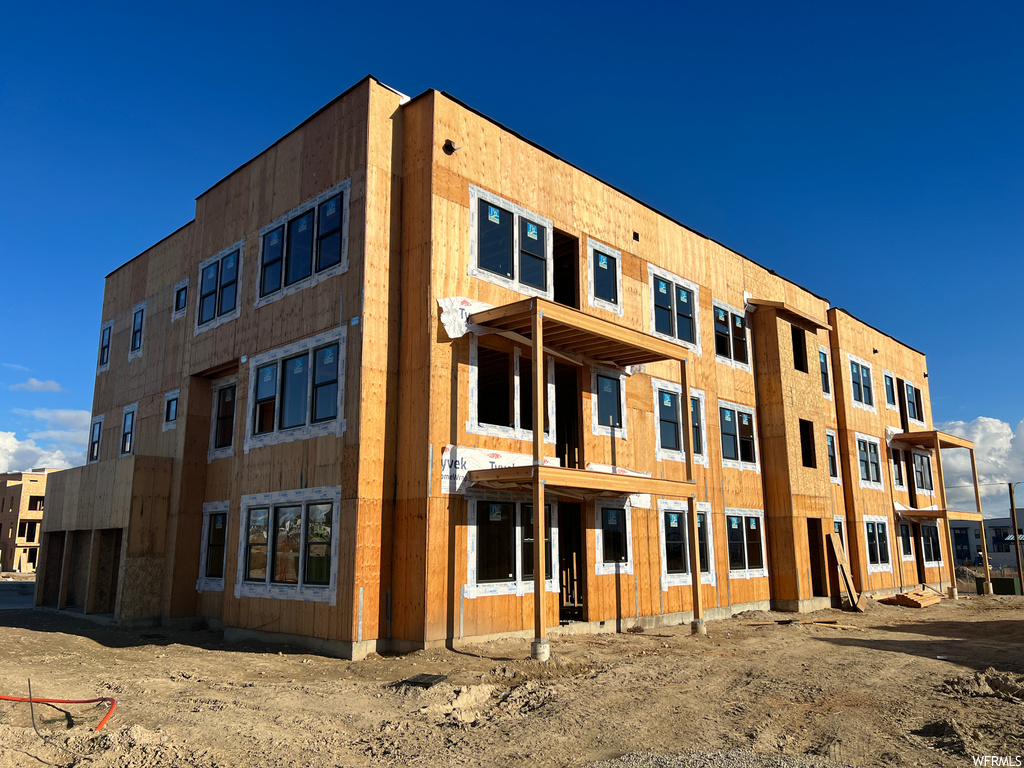 5222 W BLACK TWIGG DR #301, South Jordan UT 84009
