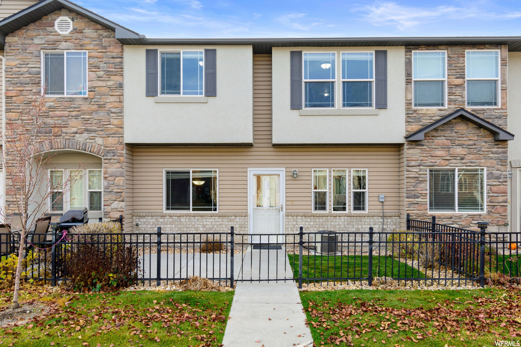 1520 N 450 W #104, Logan, UT 84341