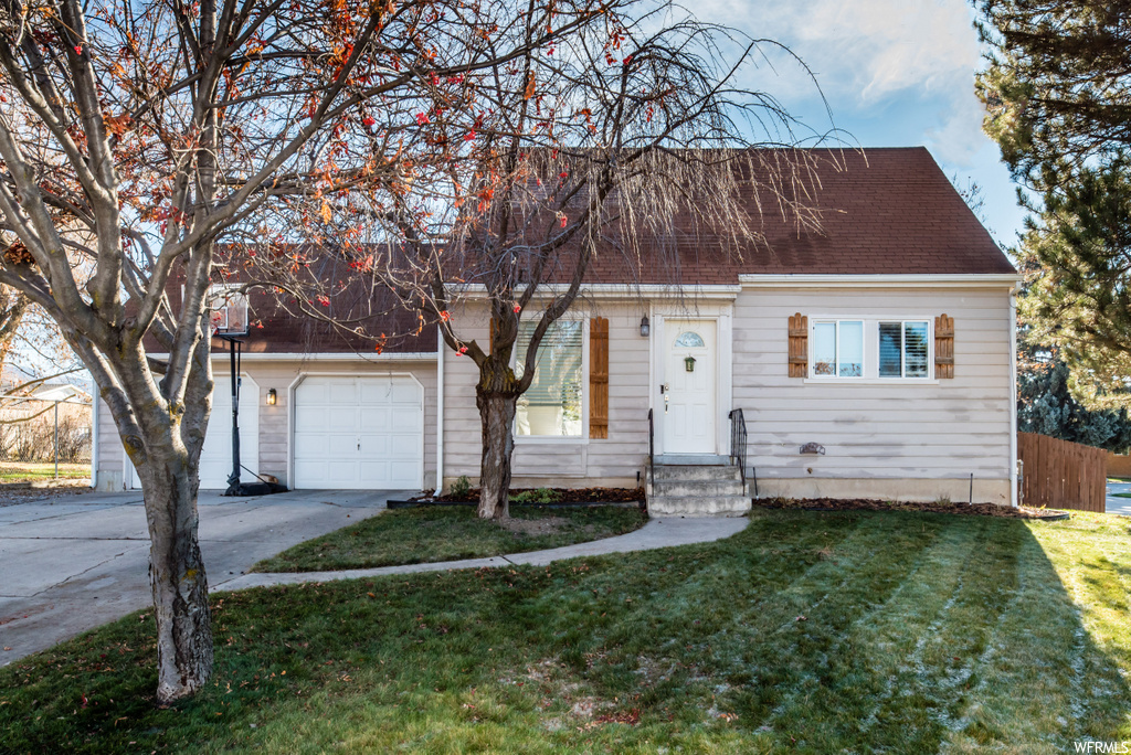 68 W Chestnut Ln, Smithfield, UT 84335