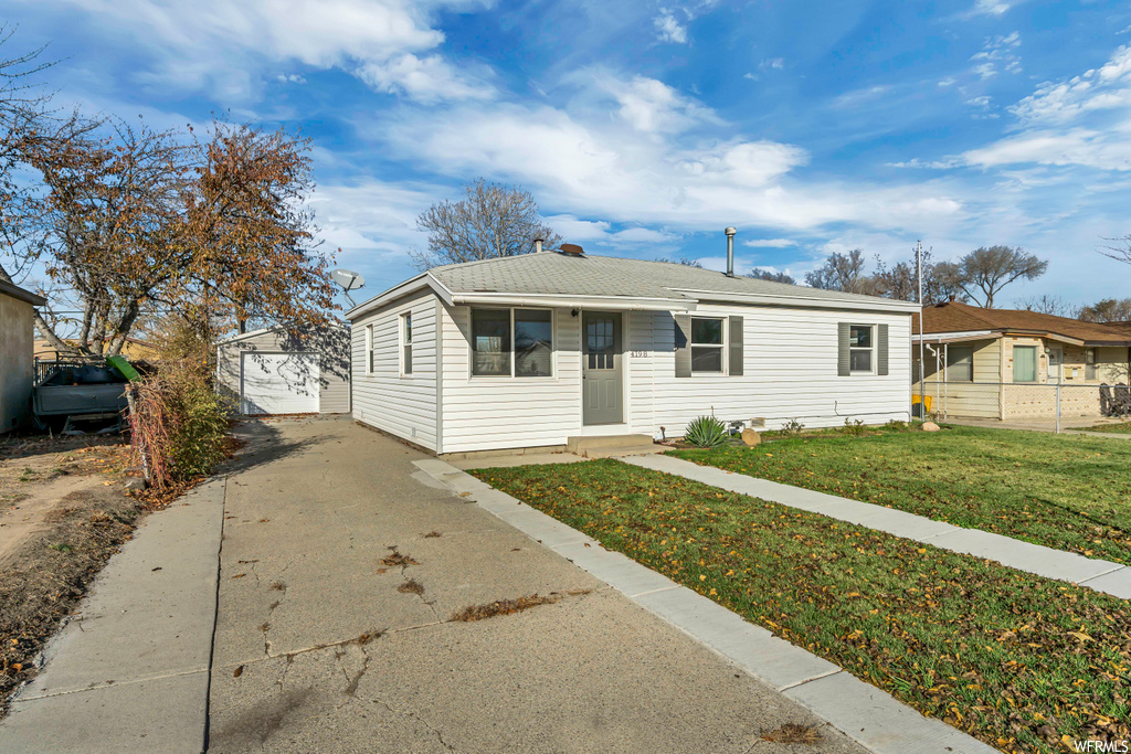 4198 W 5655 S, Kearns UT 84118