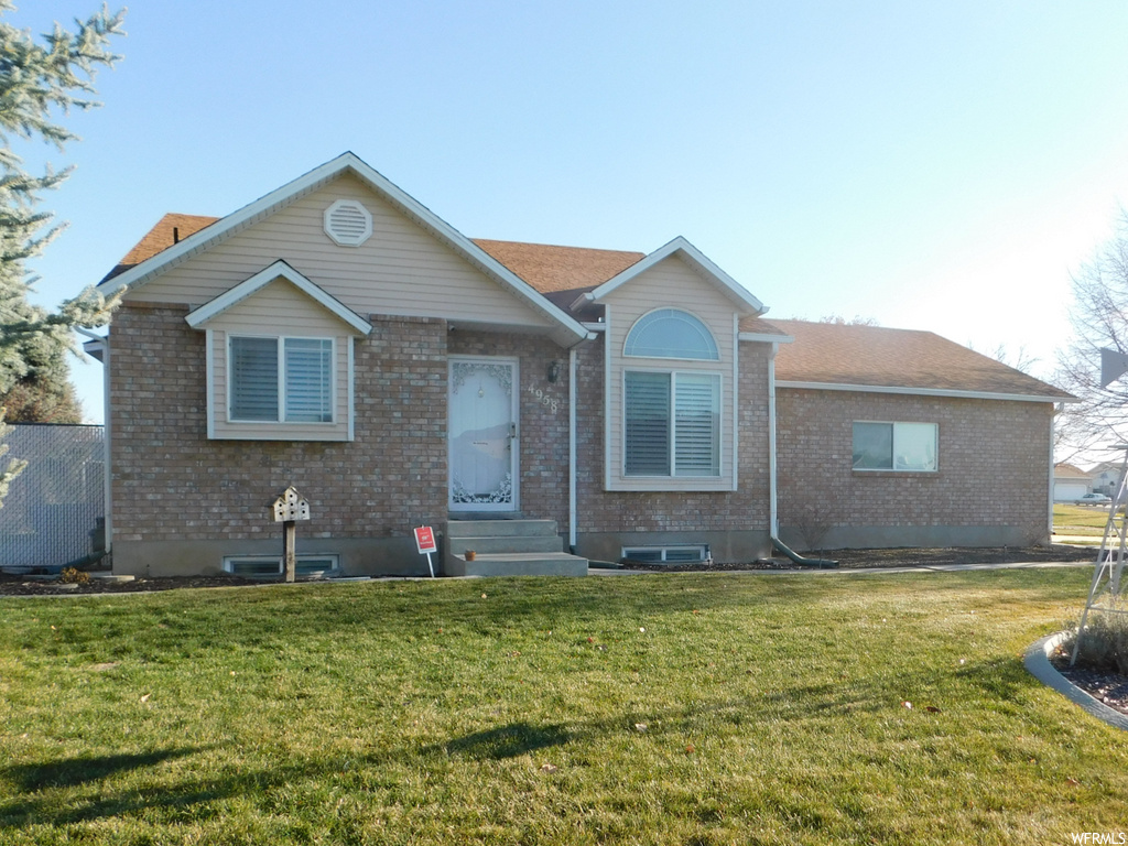 4958 S 3850 W, Roy UT 84067