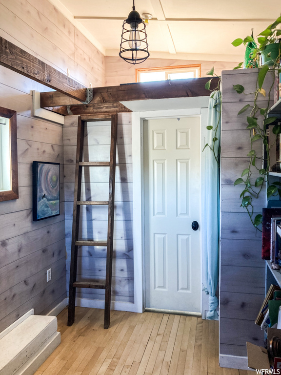 3225  UINTA DR Alton, UT 84710