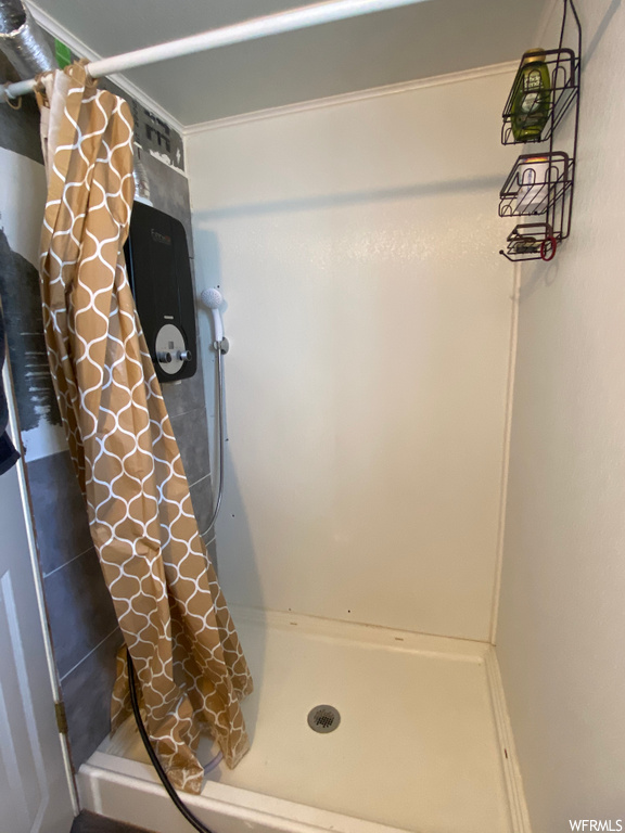 3225  UINTA DR Alton, UT 84710