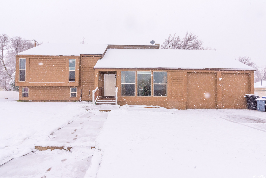 520 E 300 S, Hyrum, UT 84319