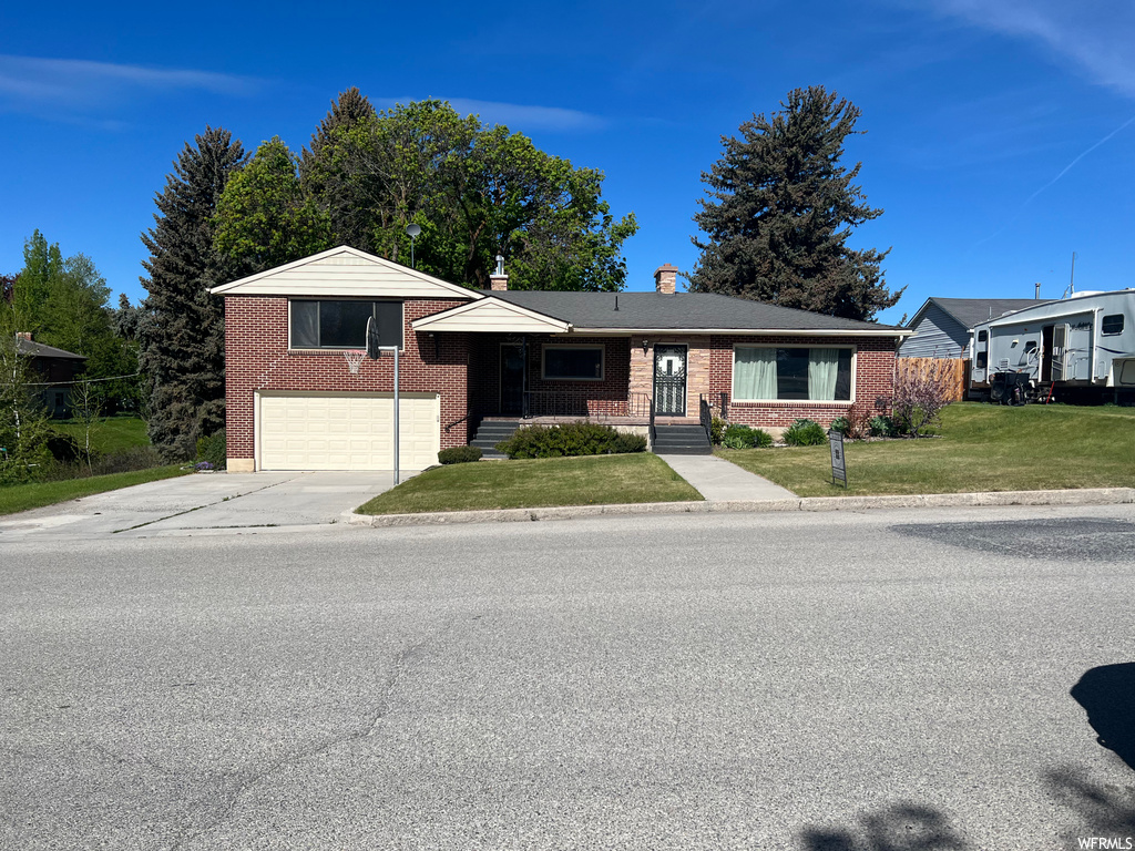 162 S 3rd E, Preston, ID 83263