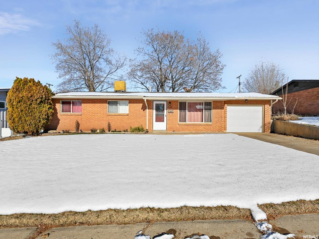 2120 W 5750 S, Roy, UT 84067