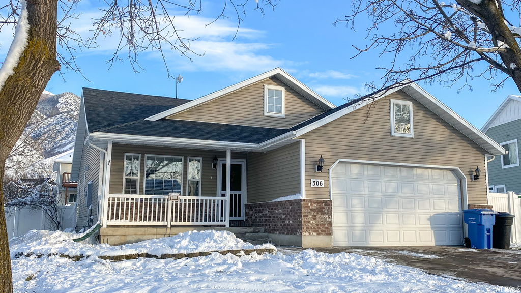 306 N Art's Pl E, Providence, UT 84332