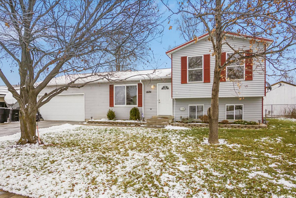 1684 N 2650 W, Clinton, UT 84015