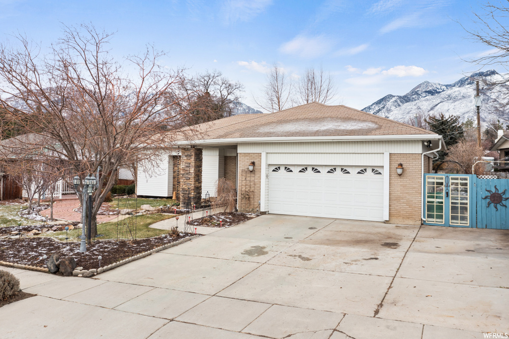 7993 S Erique Way E, Cottonwood Heights