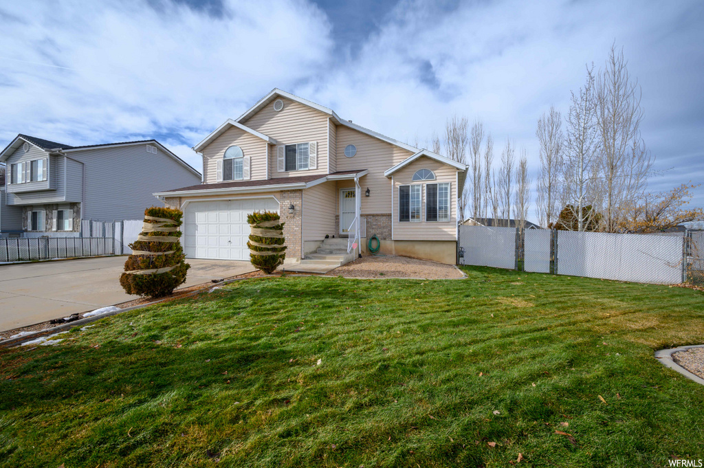 4705 S 2900 W, Roy, UT 84067