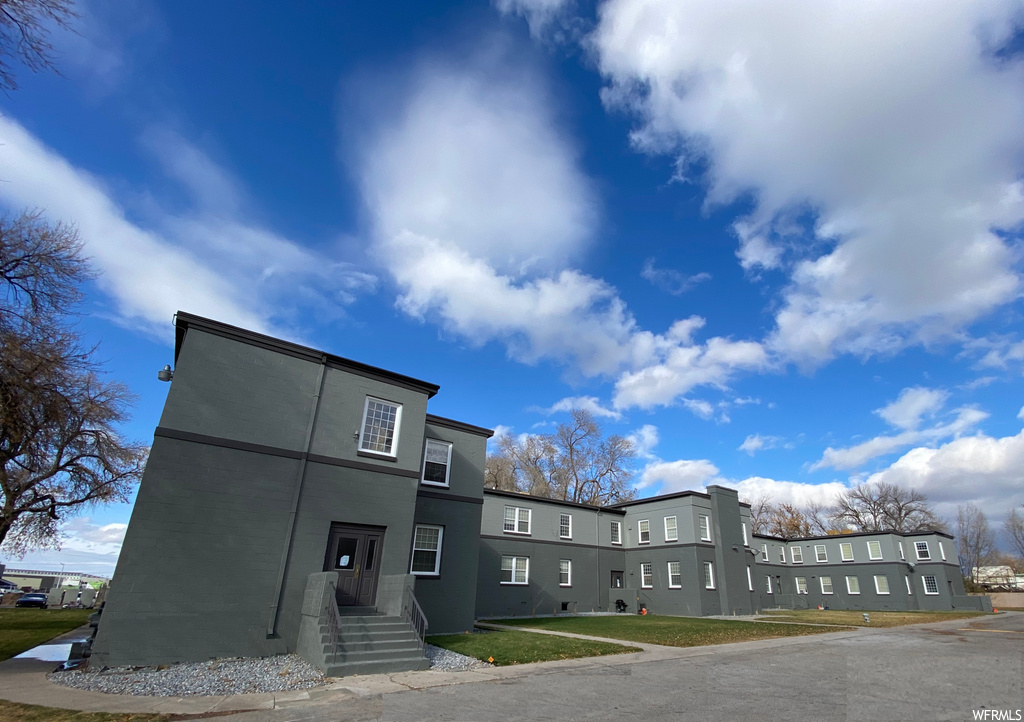 200 W 1700 S, Clearfield, UT 84015