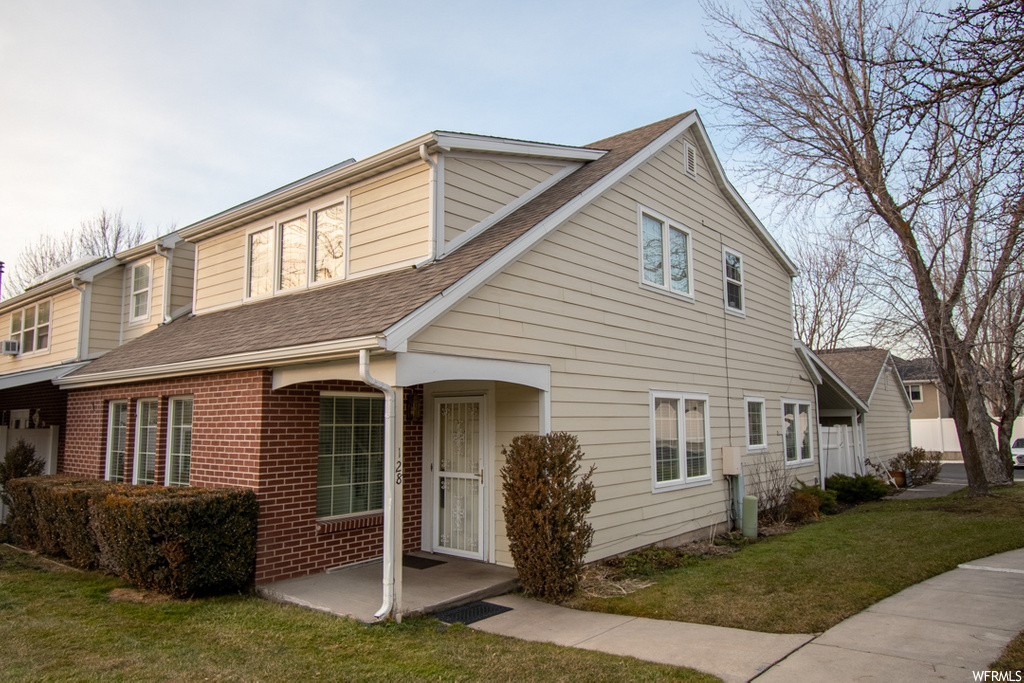 128 W Pheasantbrook Cir N, Centerville, UT 84014