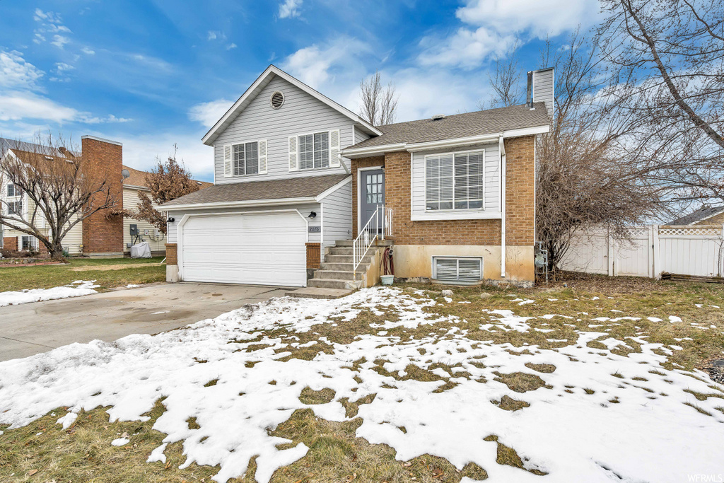 2076 E 2000 N, Layton UT 84040