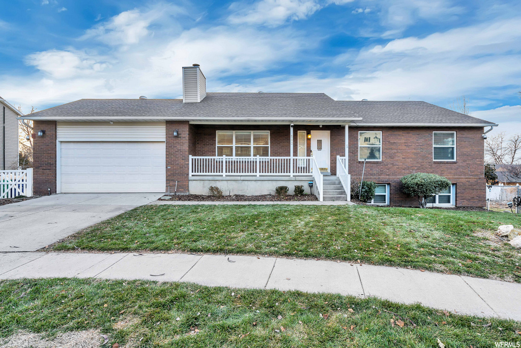 563 N 220 E, Centerville, UT 84014