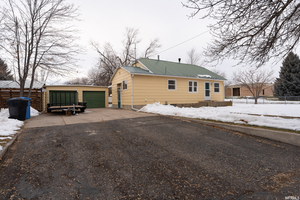 14 S 400 W, Hyrum, UT 84319