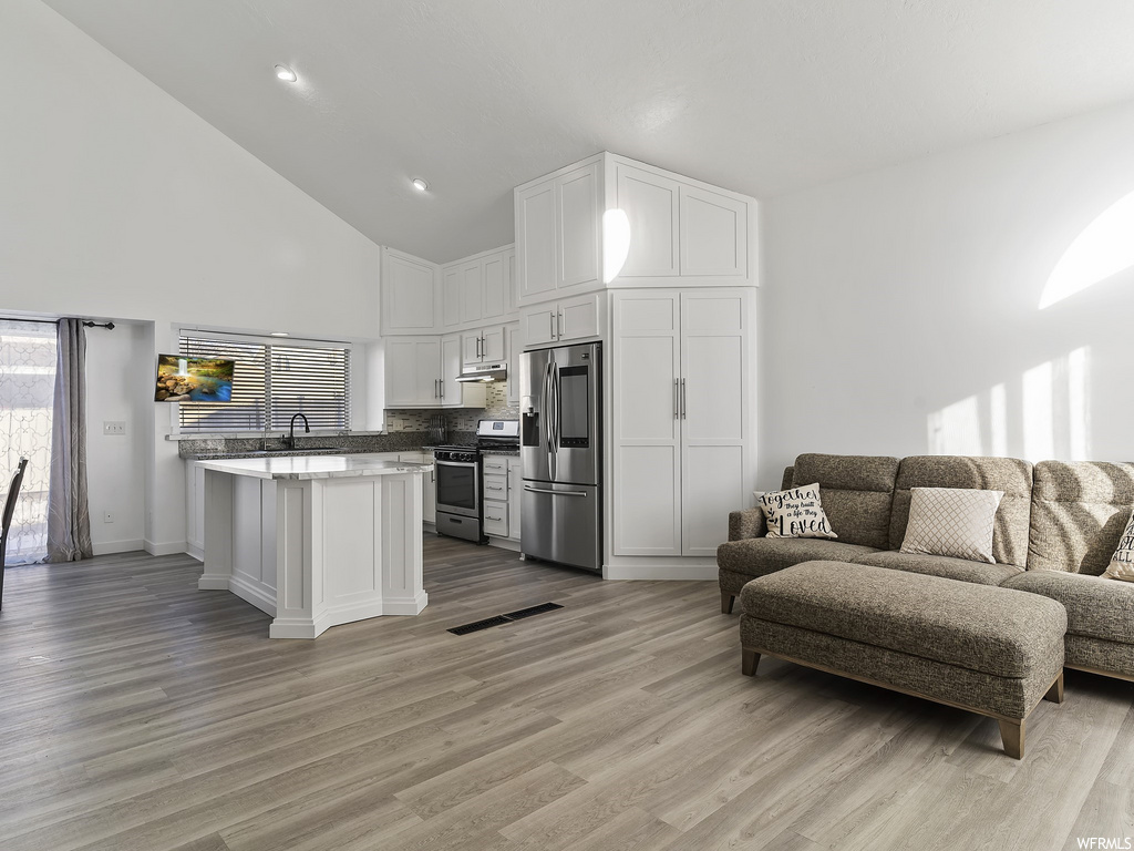 461 W 180 N, Clearfield, UT 84015