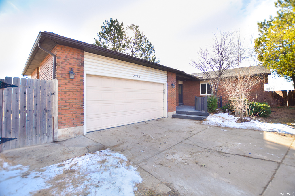 2296 E 3025 N, Layton, UT 84040