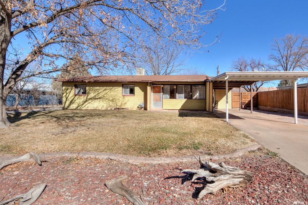 771 S Mountain View Dr, Moab, UT 84532