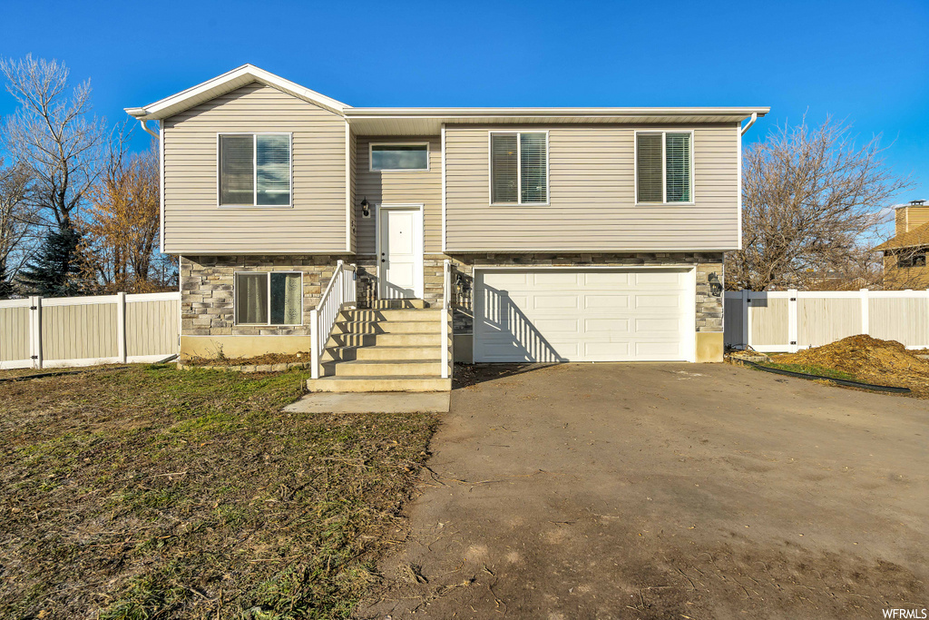 34 E 525 N, Layton, UT 84041