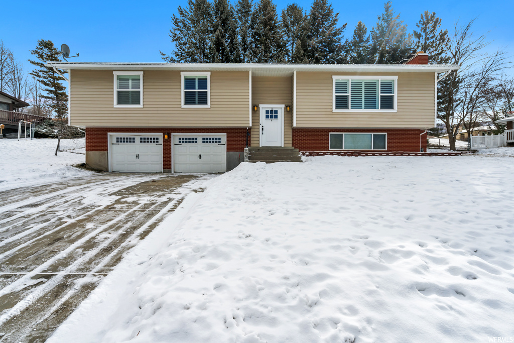 1352 Chokechery Dr, Bountiful, UT 84010