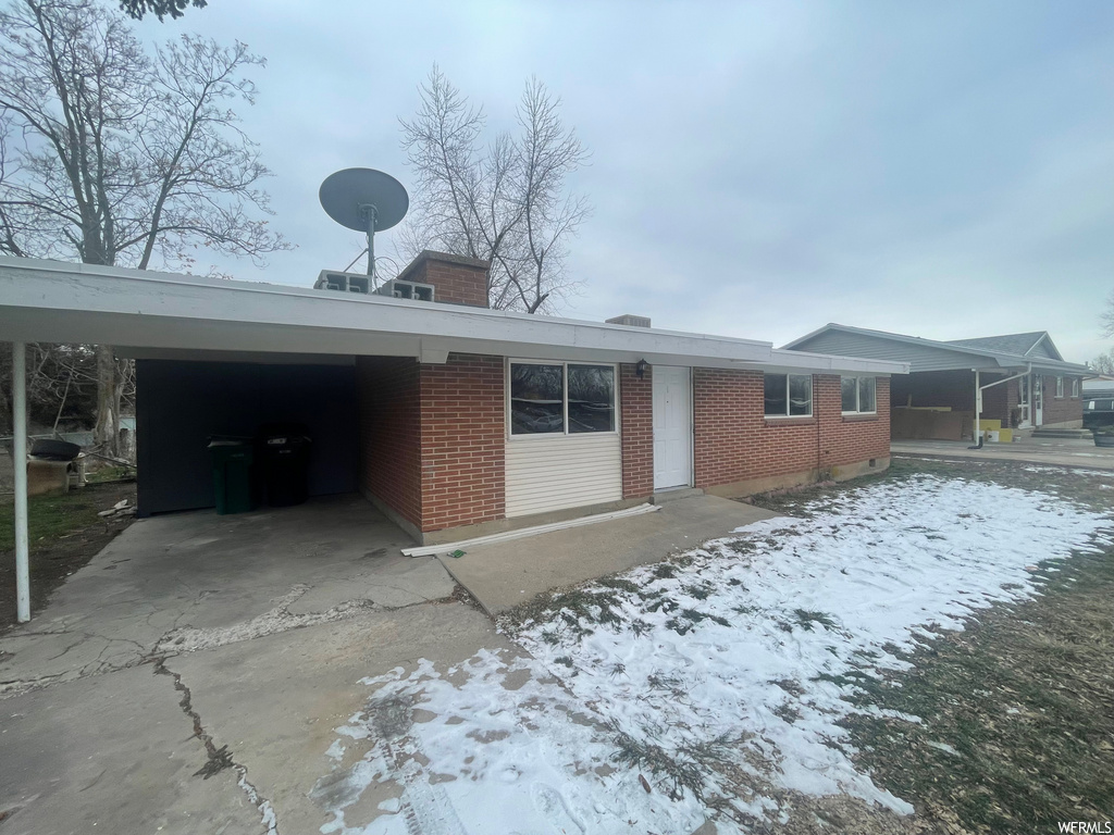668 E Wasatch Dr, Layton, UT 84041