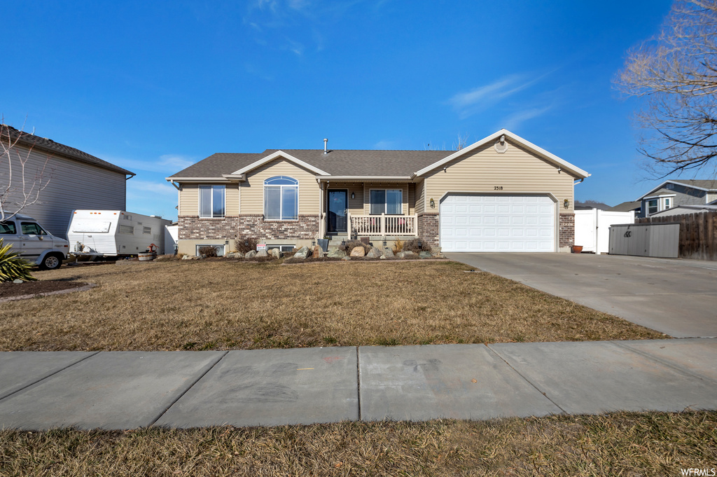 2318 W 1680 N, Clinton, UT 84015