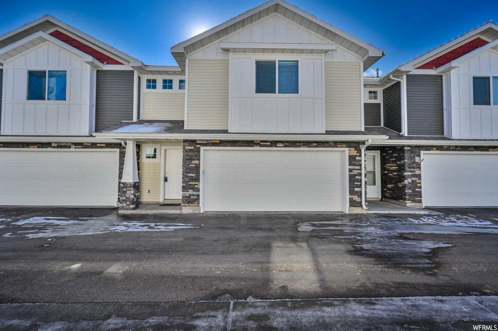 283 W 20 N, Hyrum, UT 84319