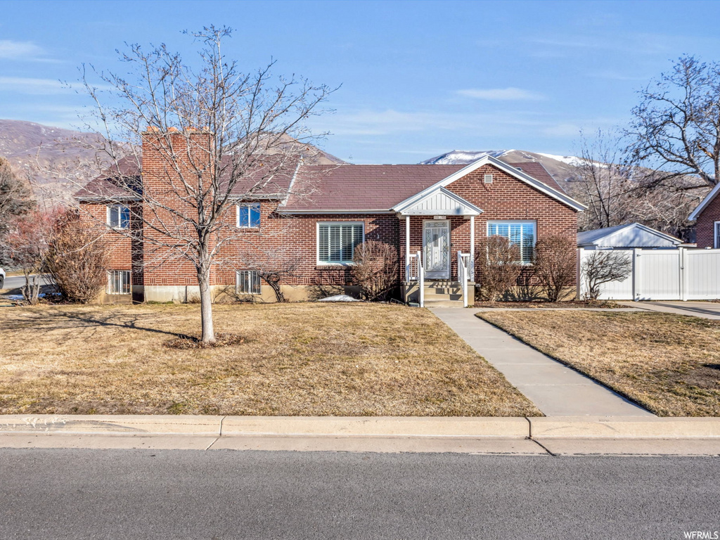 84 N 100 E, Centerville, UT 84014