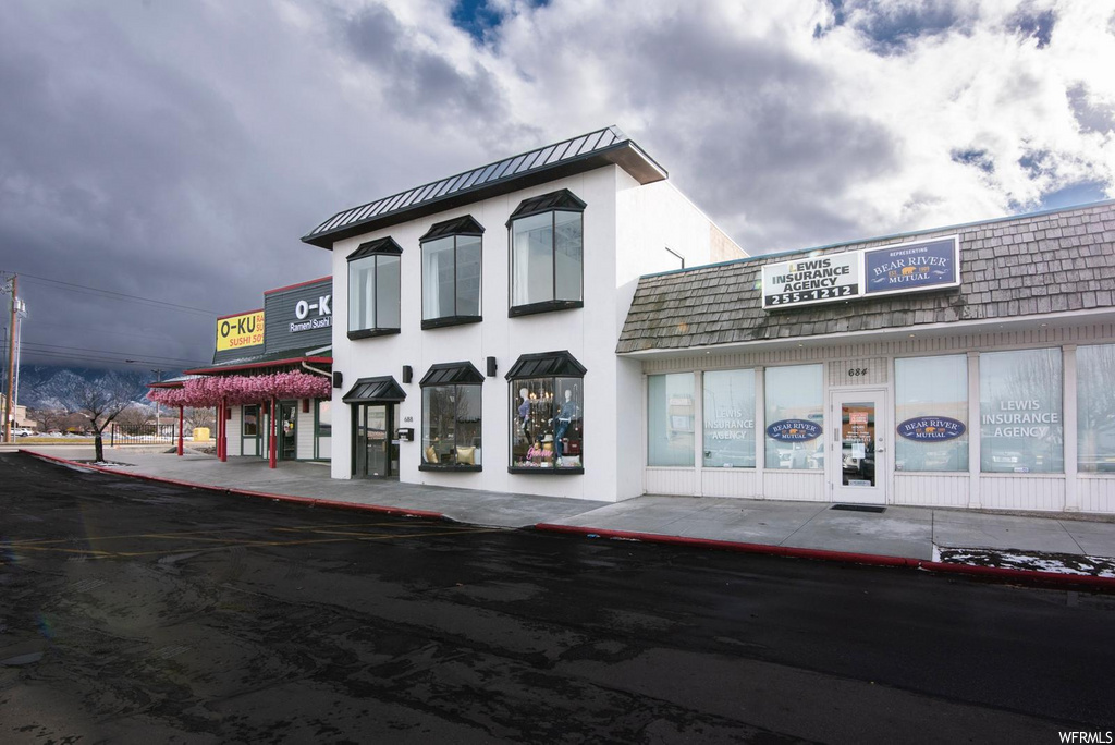 688 E Union, Sandy, UT 84070