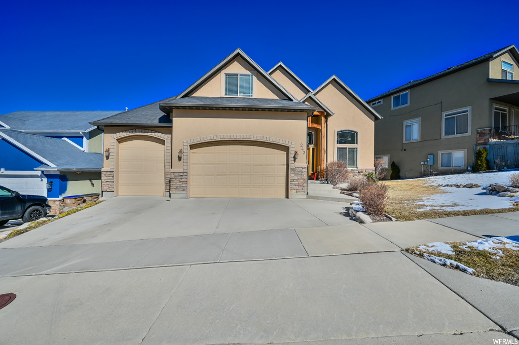 243 E Red Leaf Dr, Draper, UT 84020