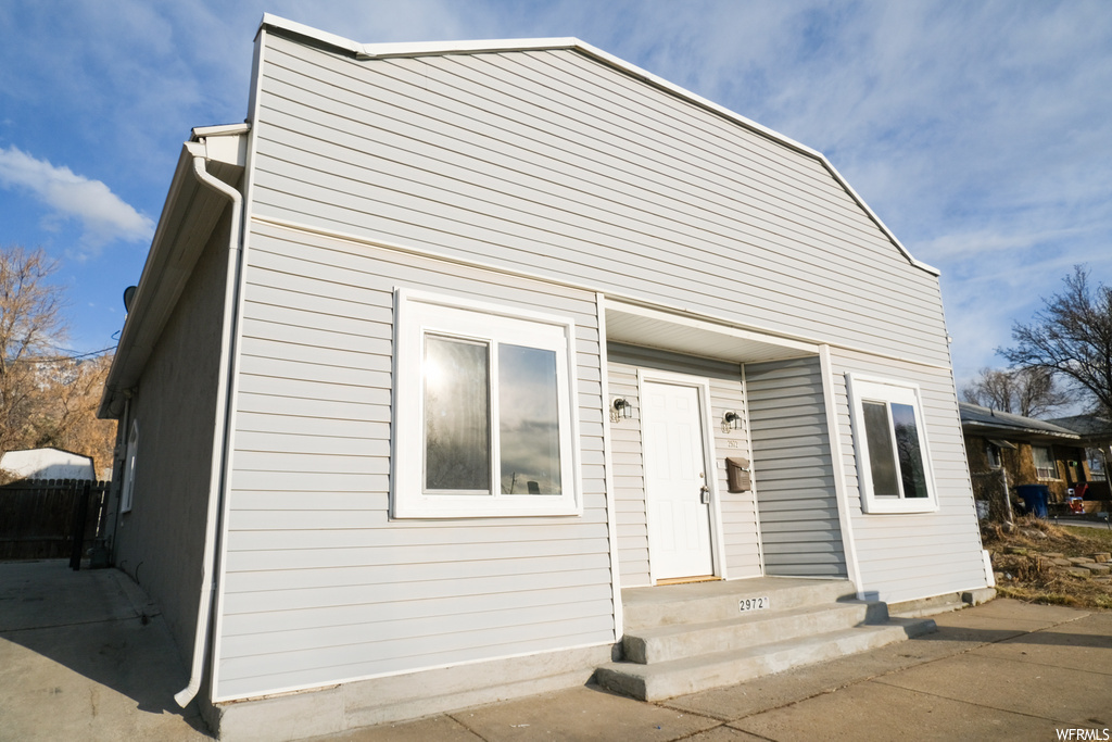 2972 S Jackson Ave E, Ogden, UT 84403