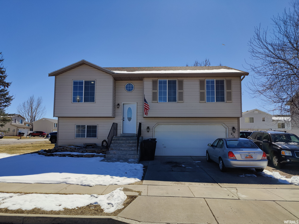2113 W 2175 N, Clinton, UT 84015