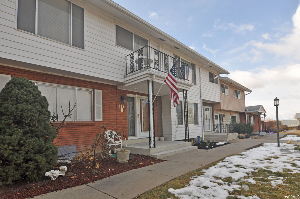 911 40th St, Ogden, UT 84403
