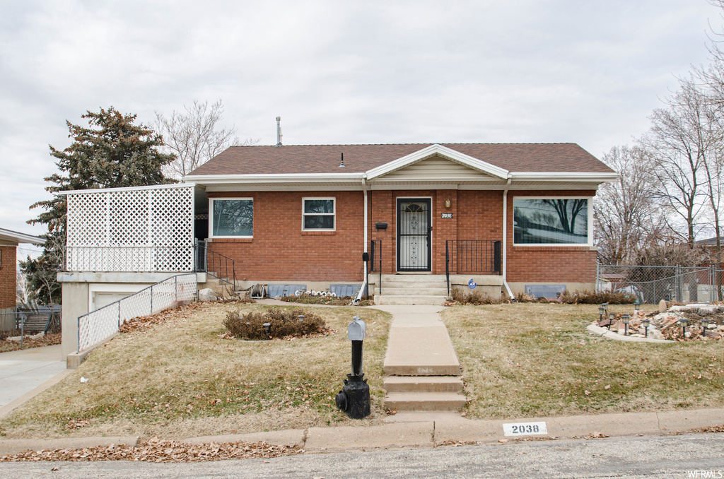 2038 W 3775 S, Roy, UT 84067