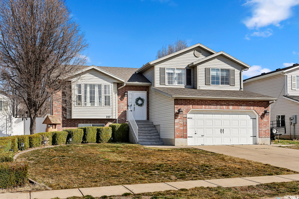 227 E 2525 S, Clearfield, UT 84015