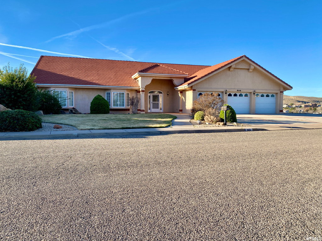 906 E St James Ln, St. George, UT 84790