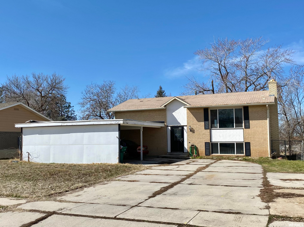 6037 S 3050 W, Roy, UT 84067
